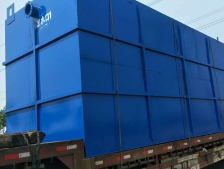 點擊查看詳細信息<br>標題：浙江地埋式一體化生活污水處理設備發(fā)貨 閱讀次數：3408